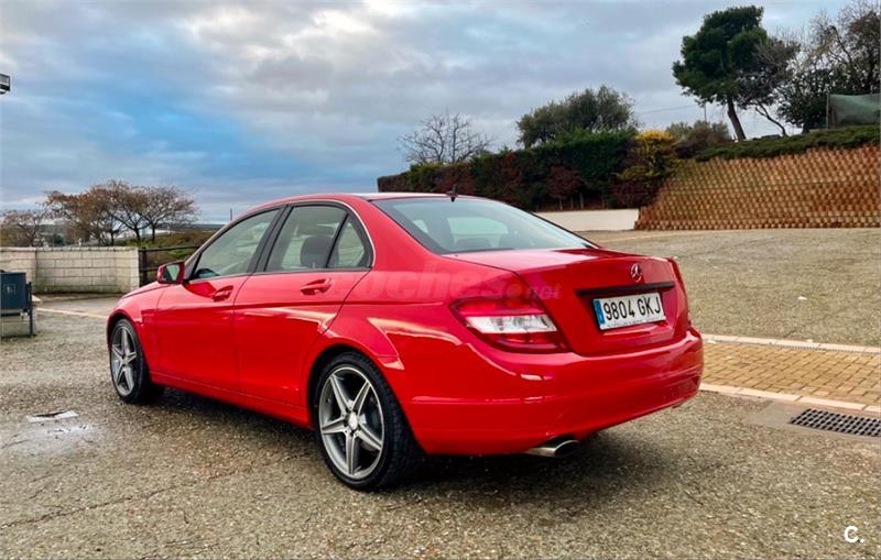 MERCEDES-BENZ Clase C 220 CDI Blue Efficiency 4p.