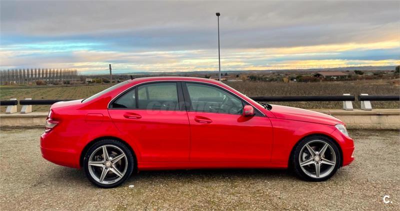 MERCEDES-BENZ Clase C 220 CDI Blue Efficiency 4p.