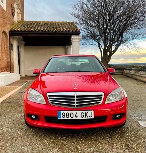 MERCEDES-BENZ Clase C 220 CDI Blue Efficiency 4p.