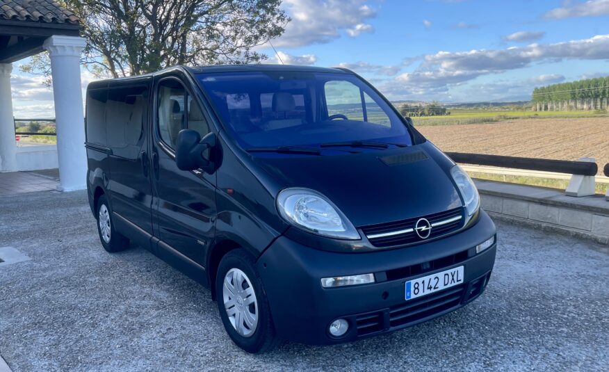 OPEL Vivaro 2.5 cdti